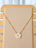 White Flower Necklace